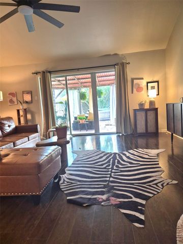 10711 Kirkside Drive, Houston, TX 77096