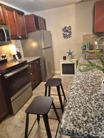 10711 Kirkside Drive, Houston, TX 77096