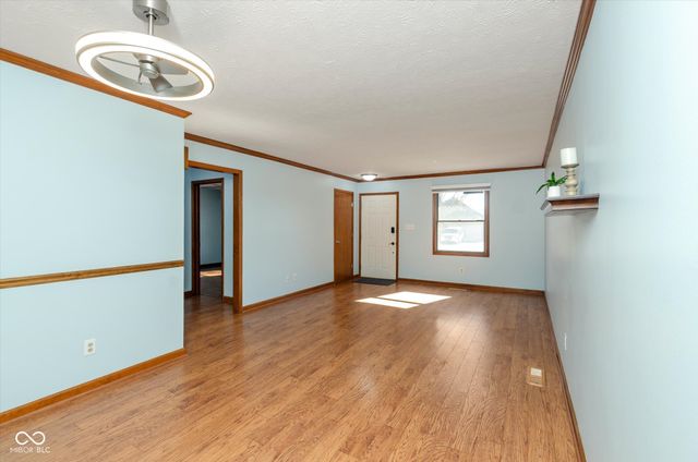 606 Eagle Crest Drive, Brownsburg, IN 46112