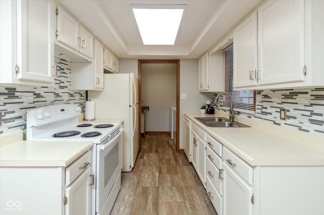 606 Eagle Crest Drive, Brownsburg, IN 46112