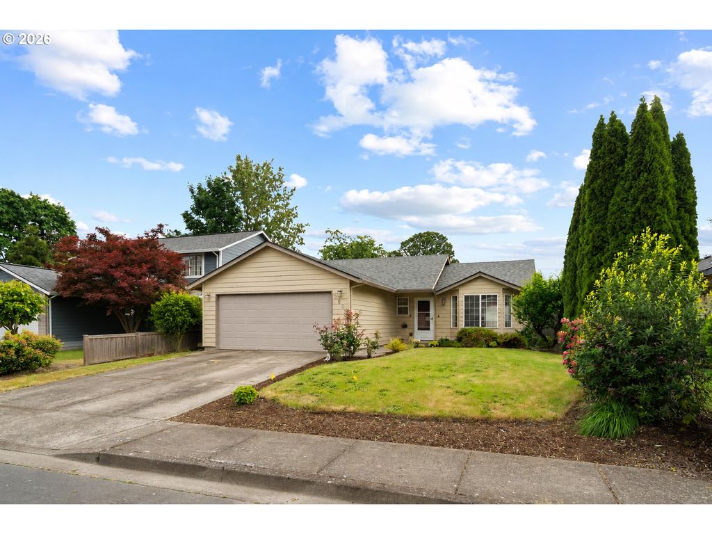 980 Se OAK St, Dundee, OR 97115