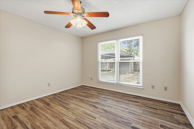 114 Glade Shadow Drive, Euless, TX 76039