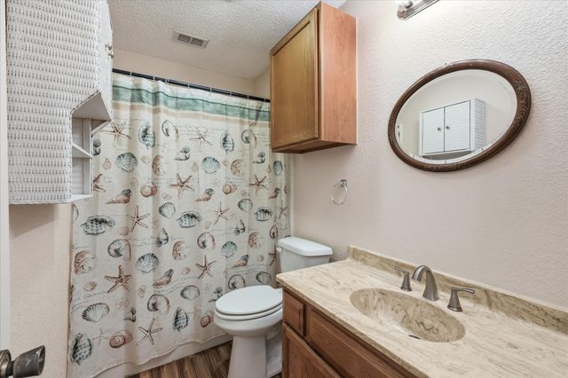 114 Glade Shadow Drive, Euless, TX 76039