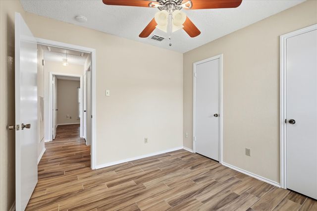 114 Glade Shadow Drive, Euless, TX 76039