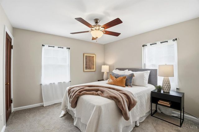 3790 N Broadlawn Circle, Silverton, OH 45236