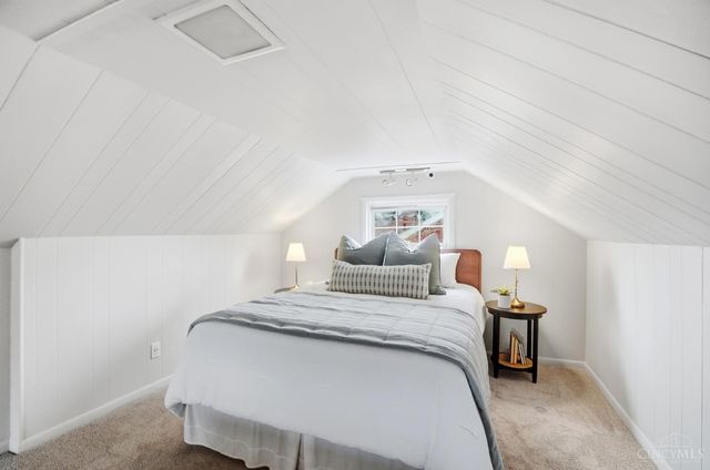 3790 N Broadlawn Circle, Silverton, OH 45236