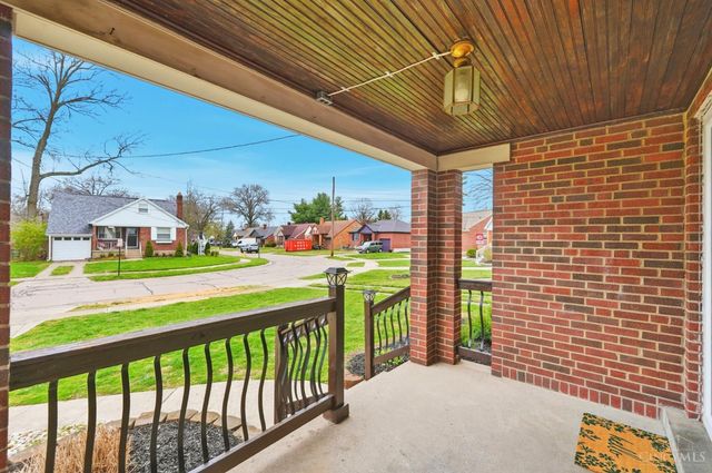 3790 N Broadlawn Circle, Silverton, OH 45236