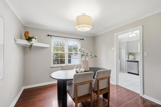 3790 N Broadlawn Circle, Silverton, OH 45236