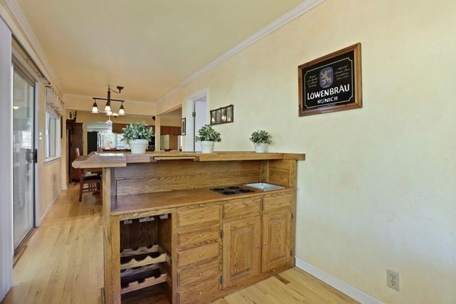 1419 Holly Dr, Lodi, CA 95242