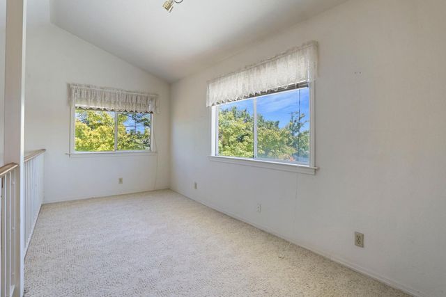 1419 Holly Dr, Lodi, CA 95242