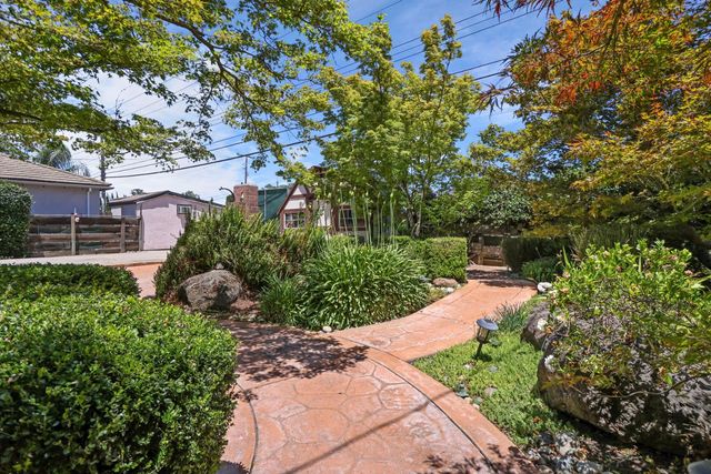 1419 Holly Dr, Lodi, CA 95242