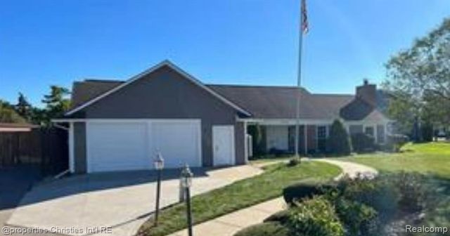23672 N Rockledge, Novi, MI 48375