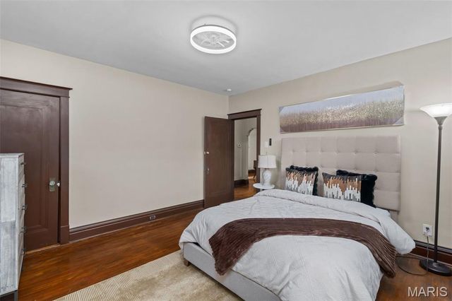 4331 S 38th Street, St Louis, MO 63116