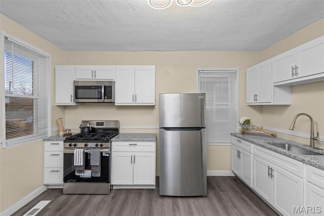 4331 S 38th Street, St Louis, MO 63116