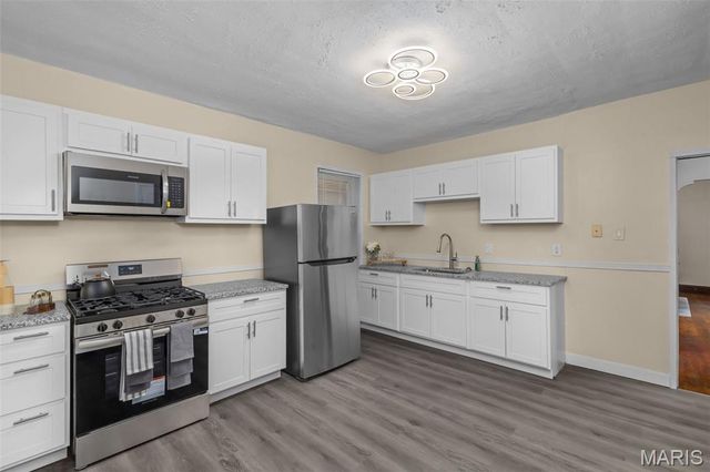 4331 S 38th Street, St Louis, MO 63116