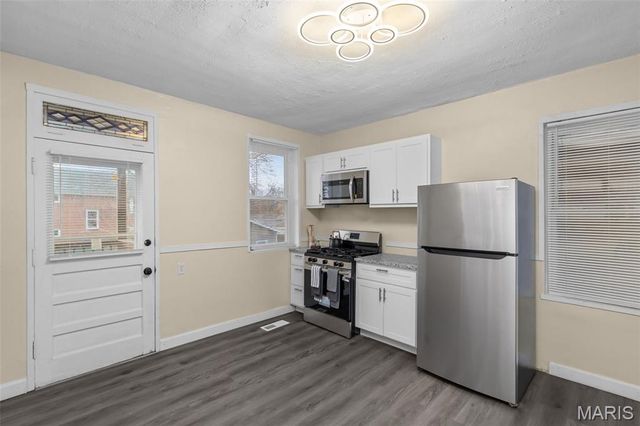 4331 S 38th Street, St Louis, MO 63116