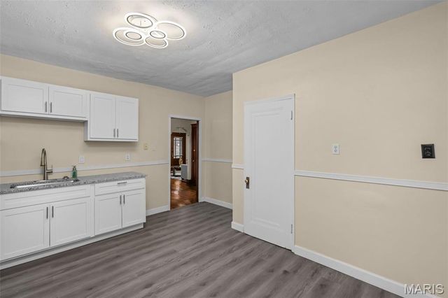 4331 S 38th Street, St Louis, MO 63116