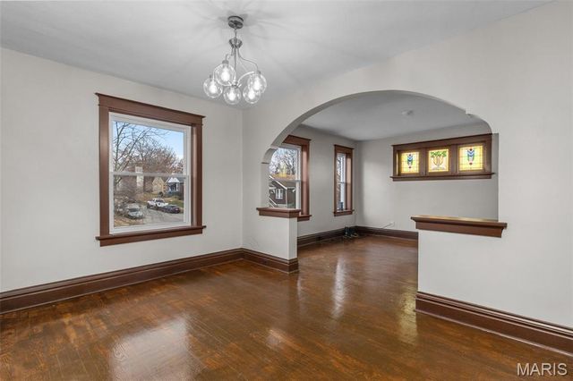 4331 S 38th Street, St Louis, MO 63116