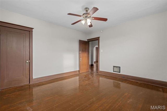 4331 S 38th Street, St Louis, MO 63116