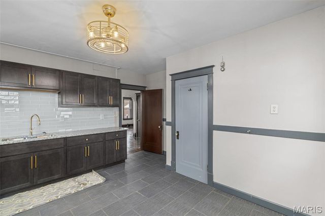 4331 S 38th Street, St Louis, MO 63116