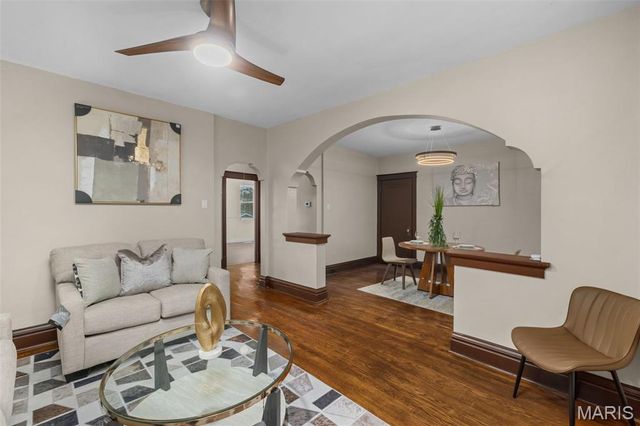 4331 S 38th Street, St Louis, MO 63116