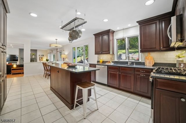 716 RIVER ROAD, Chatham Twp., NJ 07928