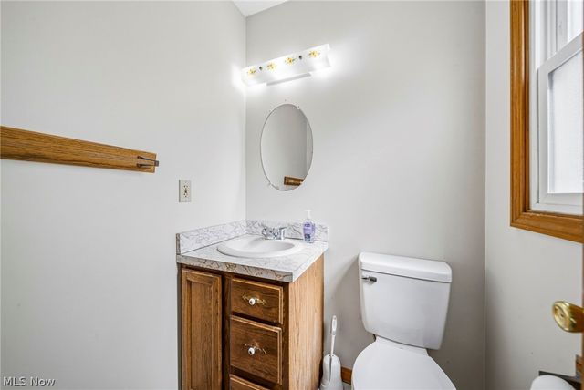 21790 Kennison Avenue, Euclid, OH 44123