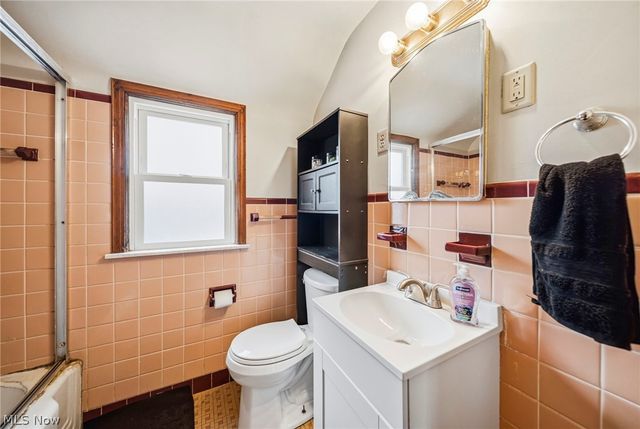 21790 Kennison Avenue, Euclid, OH 44123