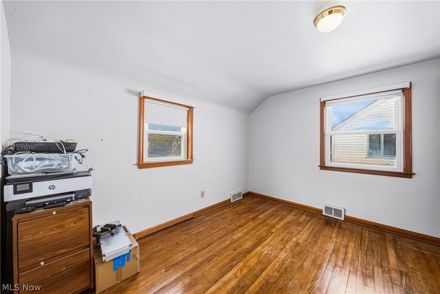 21790 Kennison Avenue, Euclid, OH 44123