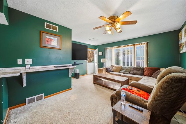 21790 Kennison Avenue, Euclid, OH 44123