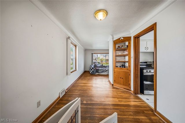 21790 Kennison Avenue, Euclid, OH 44123