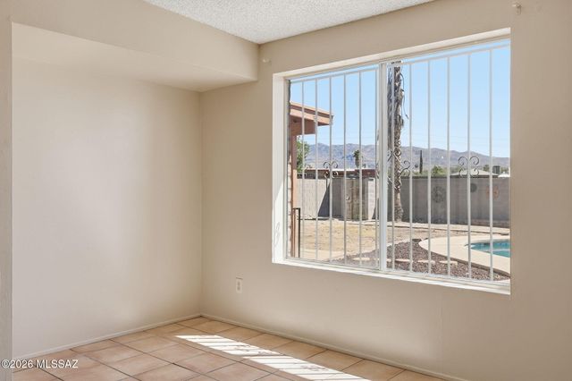 2749 S Pace East Drive, Tucson, AZ 85730