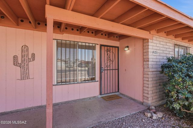 2749 S Pace East Drive, Tucson, AZ 85730