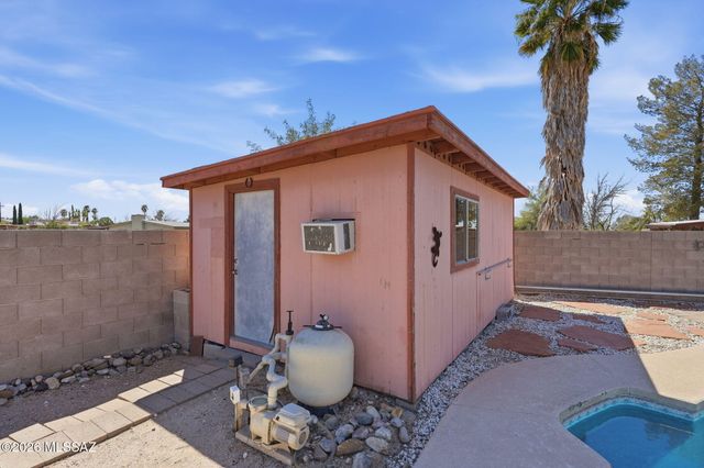 2749 S Pace East Drive, Tucson, AZ 85730