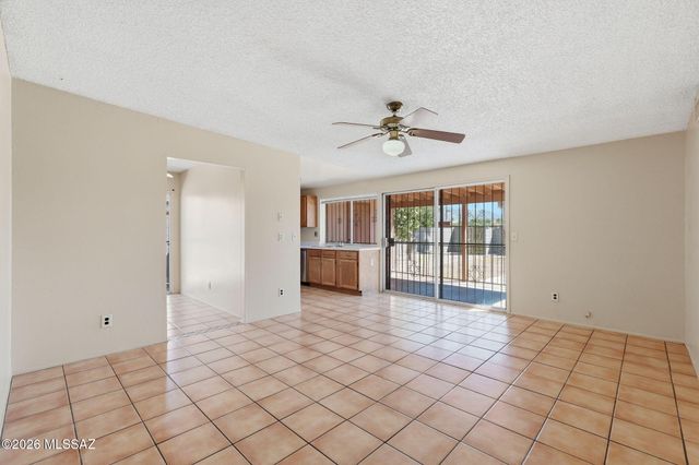 2749 S Pace East Drive, Tucson, AZ 85730