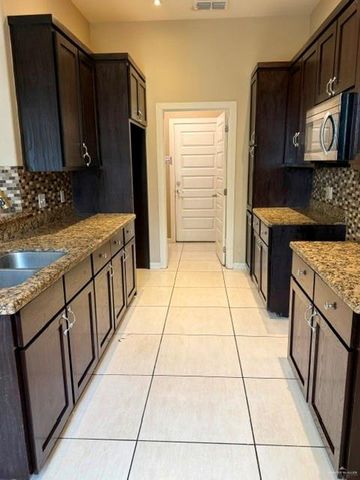 1339 Anahi Street, Alamo, TX 78516