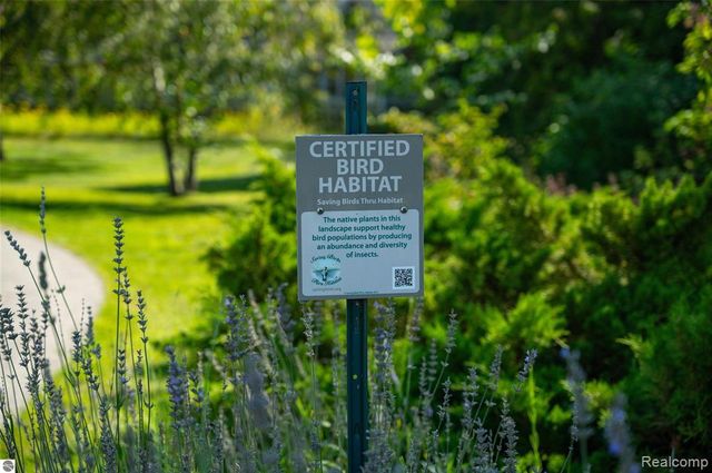 10910 S Shore Road, Suttons Bay, MI 49682