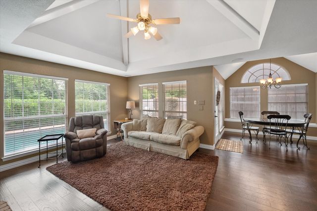 10 Waterwood Court, Mansfield, TX 76063