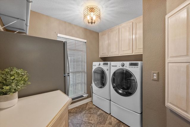 10 Waterwood Court, Mansfield, TX 76063