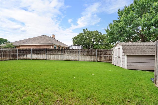 10 Waterwood Court, Mansfield, TX 76063