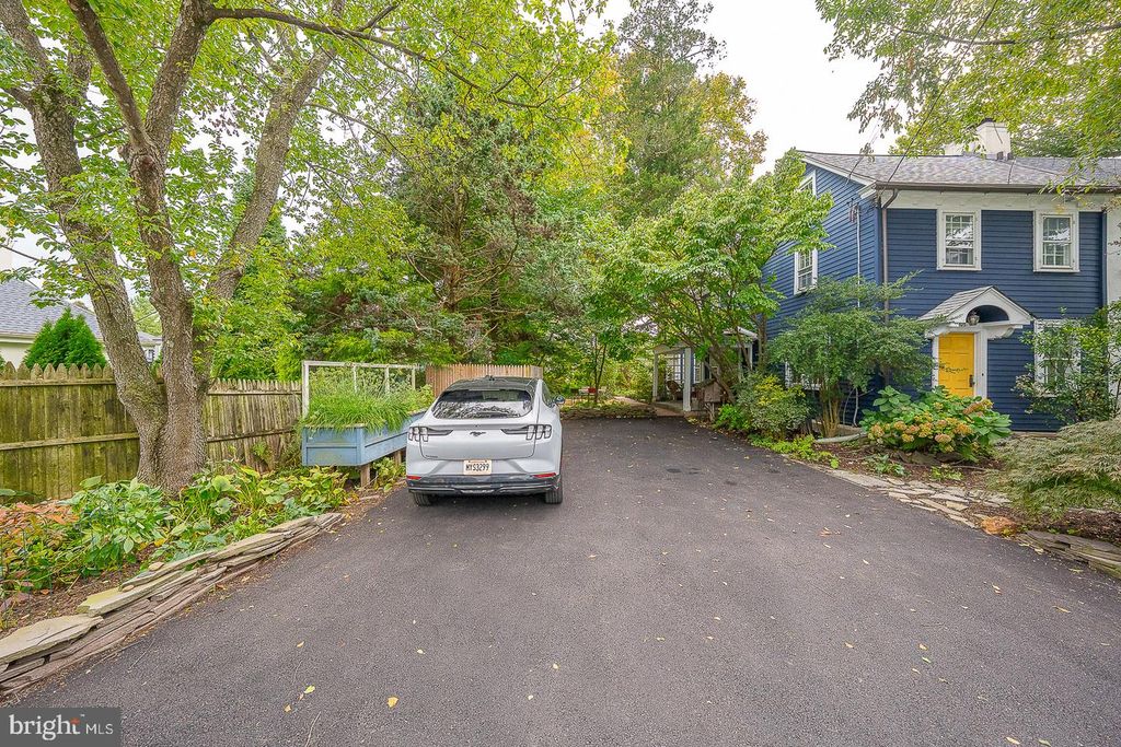 1294 MONTGOMERY AVE, Narberth, PA 19072 — photo 2