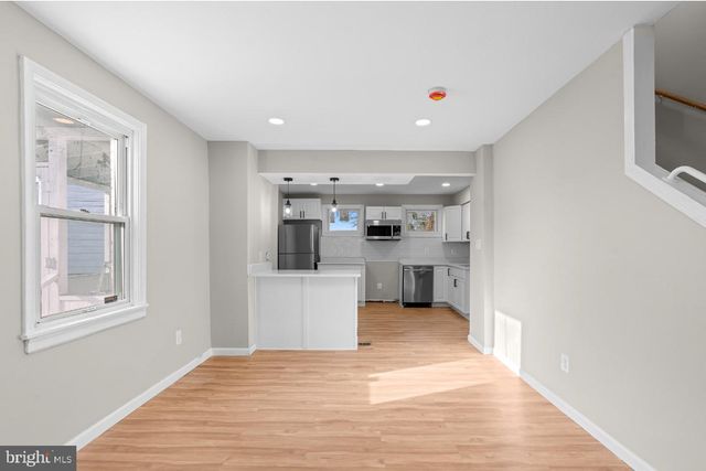 852 50TH PL NE, Washington, DC 20019