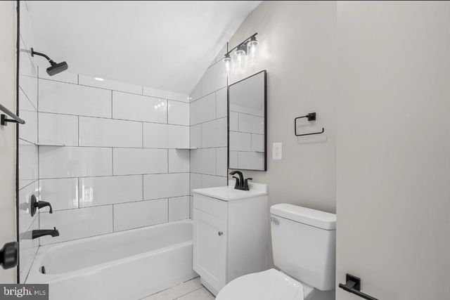 852 50TH PL NE, Washington, DC 20019