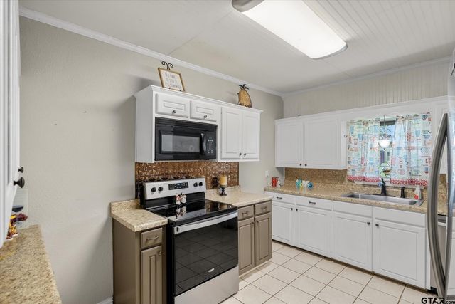 12125 N State Highway 110, Van, TX 75790
