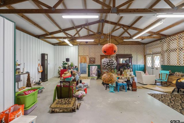 12125 N State Highway 110, Van, TX 75790