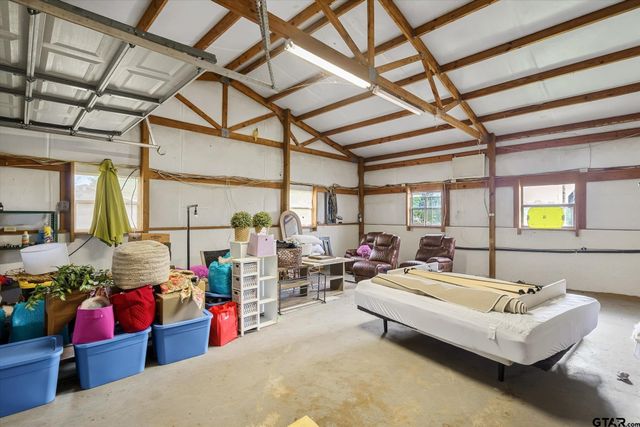 12125 N State Highway 110, Van, TX 75790