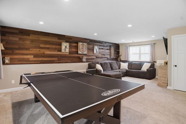 19184 Johnson Street NW, Elk River, MN 55330