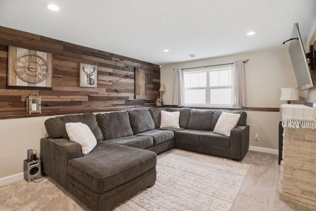 19184 Johnson Street NW, Elk River, MN 55330