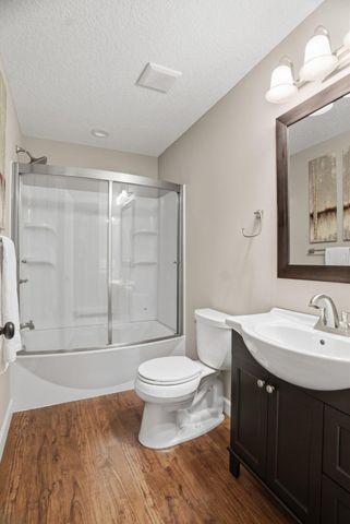 19184 Johnson Street NW, Elk River, MN 55330