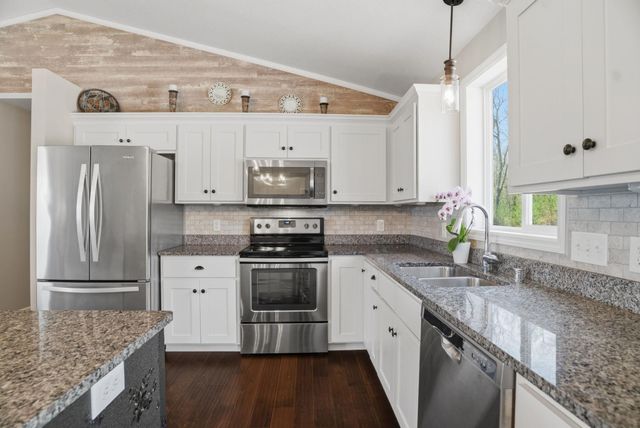 19184 Johnson Street NW, Elk River, MN 55330